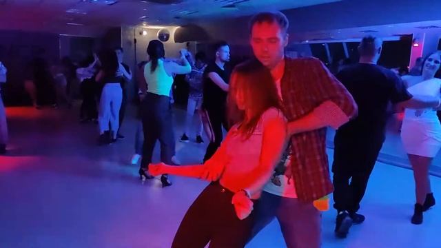 Andrei Antonov & Irina Stenikova | Zouk Party | EuroAsian Zouk Festival | Ekaterinburg смотреть онлайн