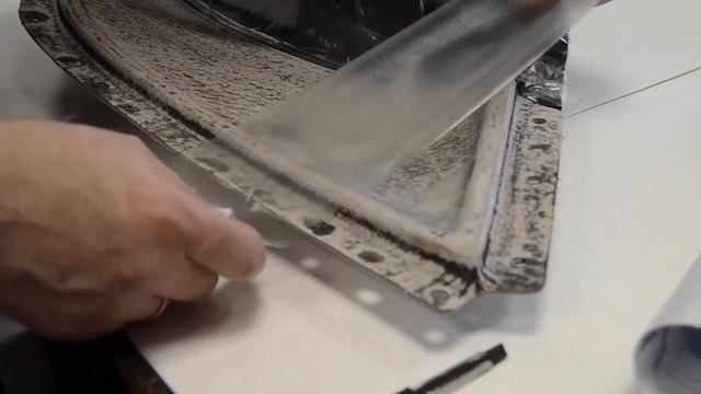 Видеокурс по перетяжке дверных карт от Tuning-school.ru