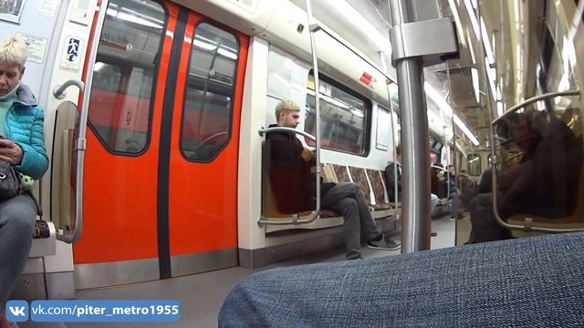 Поездка от Станции Метро "Гражданский Проспект" до Станции "Площадь Восстания" в Вагоне: 81-724.1