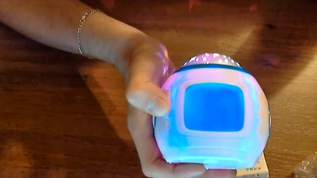 Часы будильник, термометр, проектор звездного неба 2 смотреть онлайн