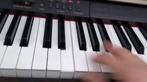Yamaha Clavinova CLP-920 digital piano and stool stock number 22197