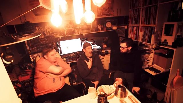 Подкаст "Хрущевка" №11 в гостях Лёпс Дубасов и Виталий Добров "Ламповый выпуск"