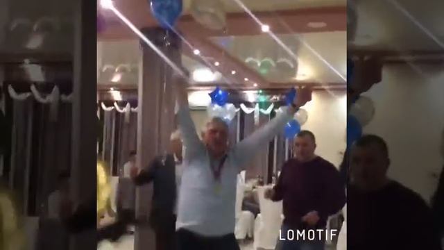 ТРОПИКАНКИ НА ЮБИЛЕЕ! Папита и Пурпур зажигают танцпол! смотреть онлайн