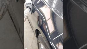 Нанесение керамики через краскопульт на кузов автомобиля.