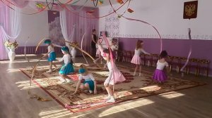 Танец с лентами"Фантазия"