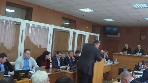 Депутат Вишняков: "Откуда узнал о сделке? Интернет читаю"