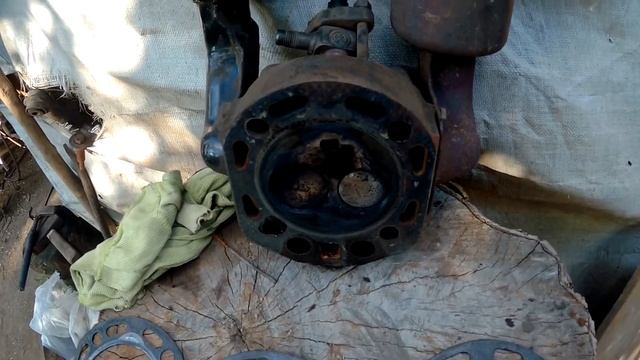 Тяжелый мотоблок, замена прокладки дешевой на оригинальную! смотреть онлайн