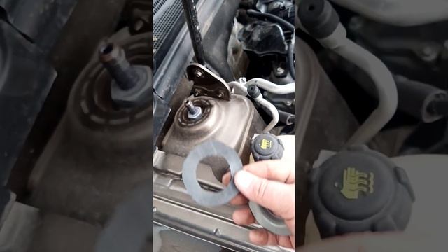 Аркана , стук передних стоек при съезде с лежачего полицейского "не помогло ?? смотреть онлайн