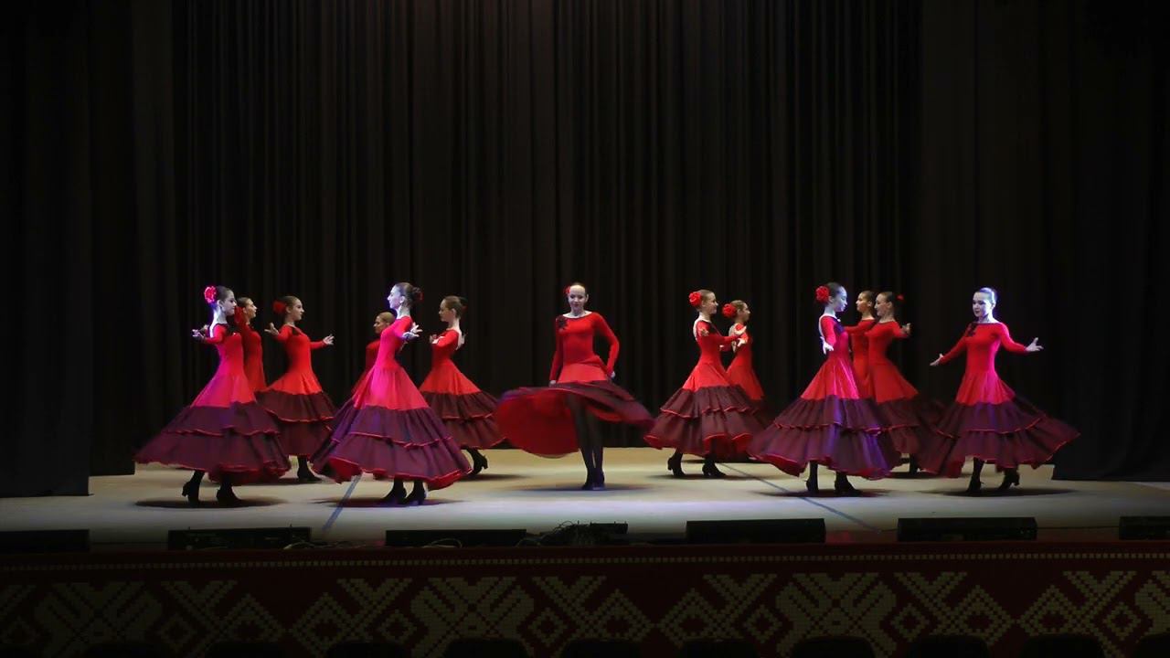 Юные испанки. Реверанс. Карусель 2022 смотреть онлайн