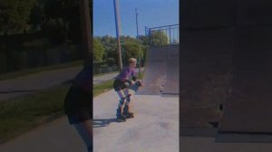 Обучение катанию на роликовых коньках | Трюки на роликах