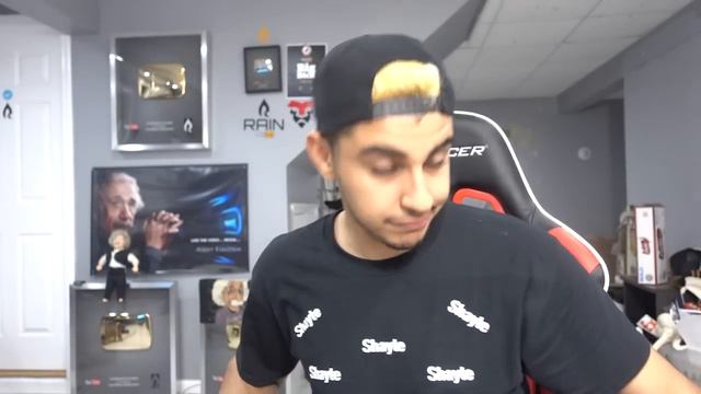 THE BEST FAN MAIL OPENING EVER!! смотреть онлайн