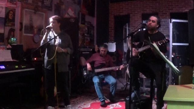 группа MINTSKOPLENOK Квартирник г Невельск 25 ноября 2023 г смотреть онлайн