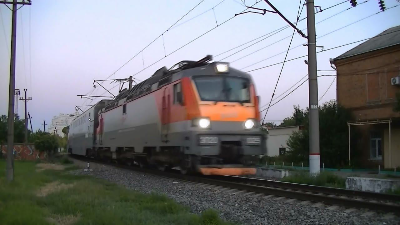 РЖД ЭП20-029 с двухэтажным поездом №103 Москва - Адлер смотреть онлайн