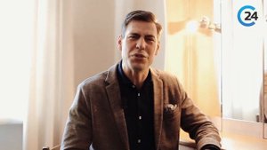 93) Дмитрий Дюжев читает стихотворение "Не бойтесь гневных..." В.Д. Федорова