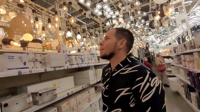 Купили новое освещение в гостиную \ Шопинг в Краснодаре \ Мама давно её хотела и наконец то купила смотреть онлайн