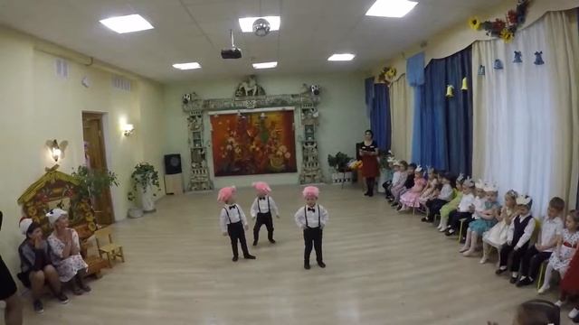 Три поросёнка....с мамой свинкой! смотреть онлайн