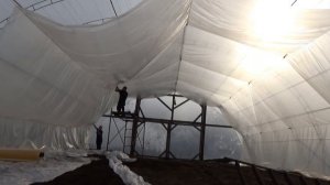 Теплица с двойной пленкой (термос) своими руками. Как прикрепить второй слой пленки в теплице.