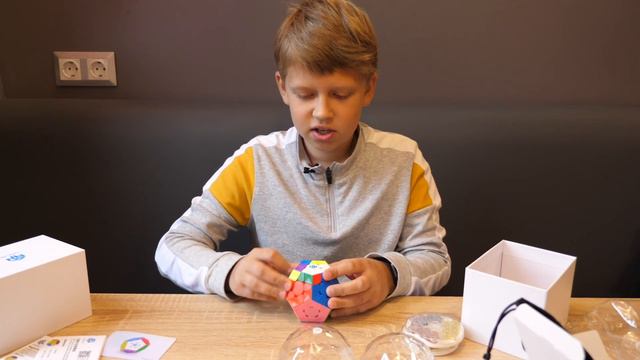 GAN Megaminx - распаковка и первое впечатление. смотреть онлайн