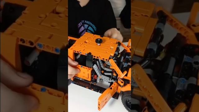 Ford Raptor 42126. Lego Technic.  Форд Раптор. Лего техник.