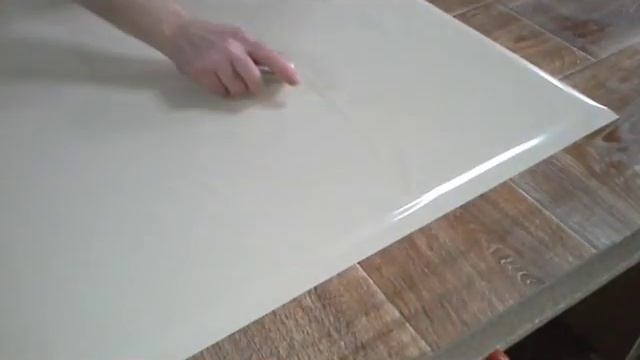 Плёнка мебельная. Видео урок по наклейке на стекло