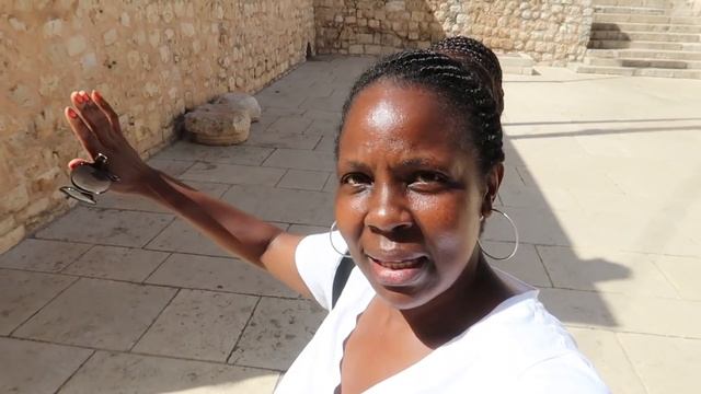 Jerusalem Old City - Walking in Jerusalem outside City Walls From Damascus Gate To Kidron Valley смотреть онлайн