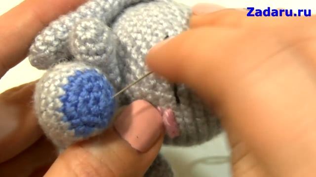 Урок 11 | Игрушка "Маленький Зайчик" амигуруми. Мастер класс. смотреть онлайн
