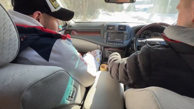 TOYOTA CROWN японский комфорт