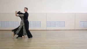 Natural rock turn in Tango | Правый рок-поворот в Танго