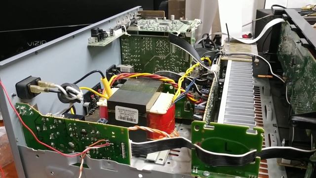 Ремонт усилителя ресивера Pioneer VSX-322 - не включается смотреть онлайн