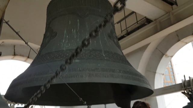 Колокольный звон в Храме Христа Спасителя. Bellringing in Christ the Saviour Cathedral, Moscow