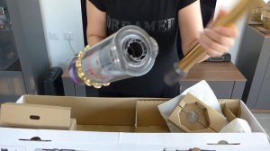 Распаковка пылесоса Dyson V11 Absolute Extra - Золотой, Красивый .