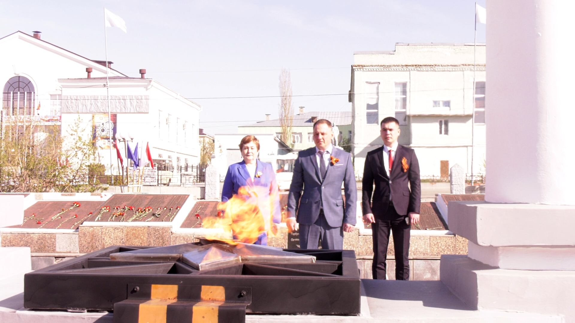 Глава города Антон Мокан принял участие в церемонии возложения цветов в Сквере Воинской славы