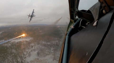 На предельно низкой высоте: как Су-25 уничтожали укрепрайон ВСУ неуправляемыми ракетами