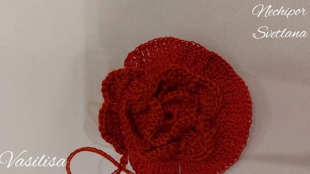 Вяжем объёмную розочку, украшаем стразами. смотреть онлайн