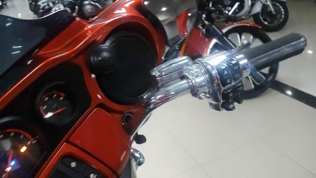 Мотоцикл HARLEY-DAVIDSON FLHXSE STREET GLIDE CVO артикул S30671 Мотосалон МегаМото