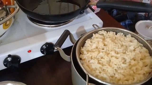 МАКАРОНЫ ПО- ФЛОТСКИ С ТУШЁНКОЙ//Всё просто и вкусно!Домашняя кухня СССР смотреть онлайн