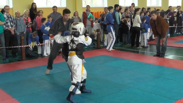 Матвей Шадренков (мальчики 7-8 лет свыше 32 кг) - первый бой смотреть онлайн