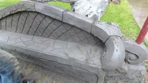 лавочка  на  даче.  из  цемента.  мастер  Коля  Меленчук.