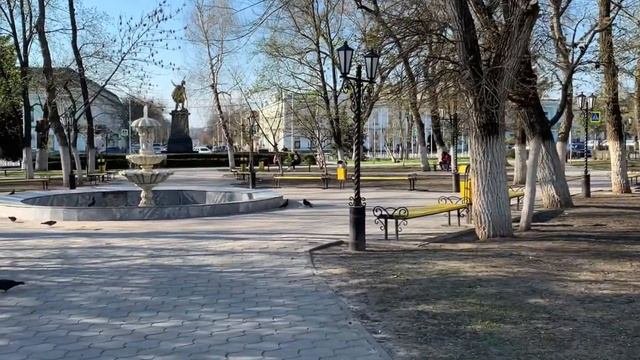 Прогулка в центре Новочеркасска. Вечный огонь, Александровский сад, Атаманский дворец