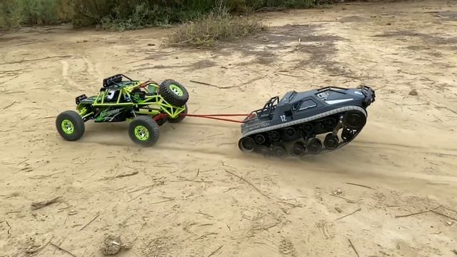 Wltoys 12427 vs SG 1203 RC Tank | Wltoys 12427 Water Test | RC Cars