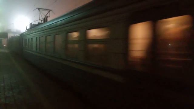 "Туманная" Разноголовая Шестивагонная эр9м-538/эр9м-508 №6031 Киев-Фастов ст.Киев-Волынский смотреть онлайн