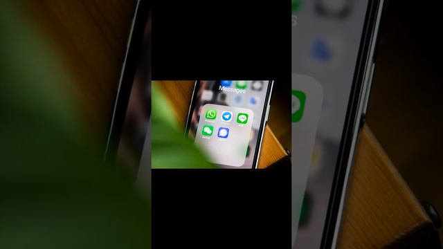 WhatsApp для Iphone скоро получит эксклюзивную функцию расшифровки голосовых сообщений в текст.