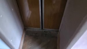 Ранние релейные лифты с необычными станциями и идеальными звуками работы