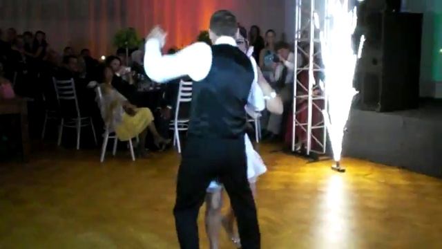 Zouk - Coreografia Casamento Mariana e Marcelo Dill смотреть онлайн