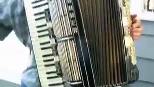 1950's Hohner Morino VM Accordion смотреть онлайн