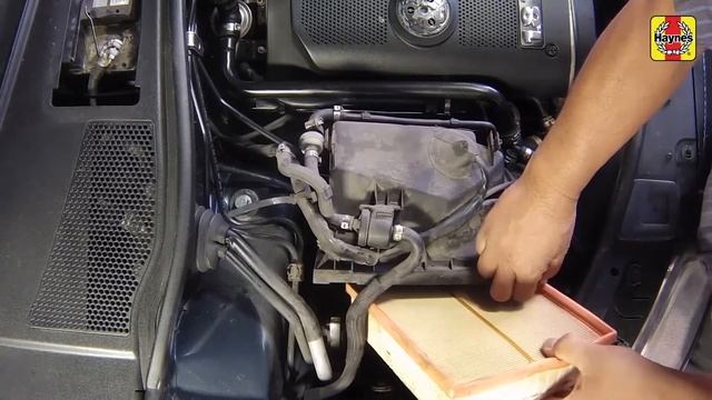 How to Replace the air filter on the Volkswagen Passat 1998 to 2005 смотреть онлайн