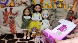 дешёвая НЕ качественная, типо "Дисней Ариель", но я влюбилась в эти глазки, какая же она милая