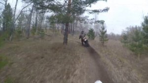 ENDURO - YAMAHA SEROW XT 250 vs HONDA XR 250