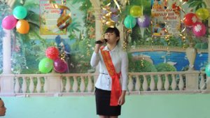 Елизавета Филатова 10 лет - песня для выпускного начальной школы. "Листвой шелестит сентябрь".