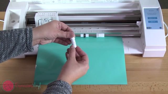 Test Cutting Vinyl With Your Silhouette Cameo смотреть онлайн